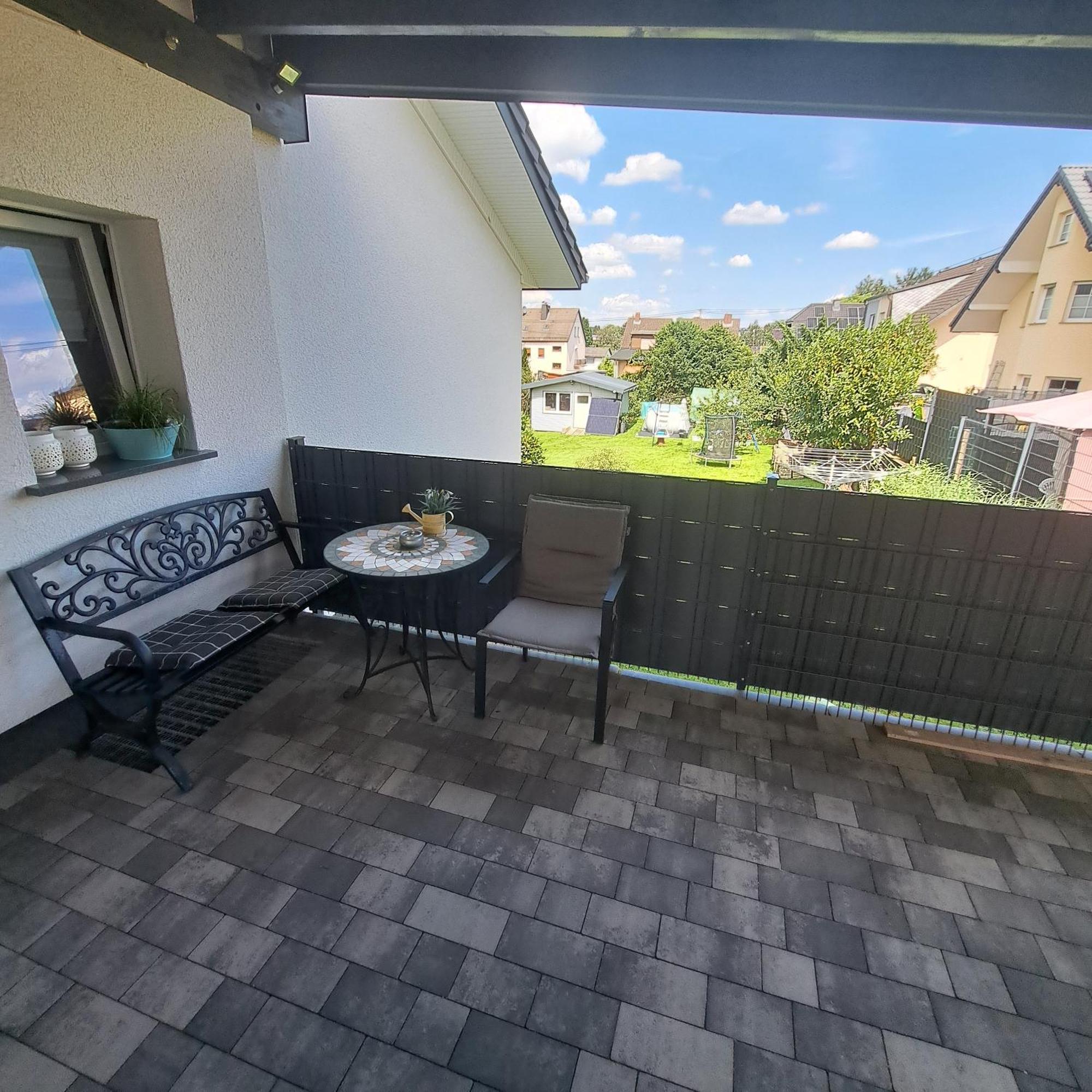 Wunderschoenes 2 Zimmer Apartment Inkl. Parkplatz Asbach  Dış mekan fotoğraf