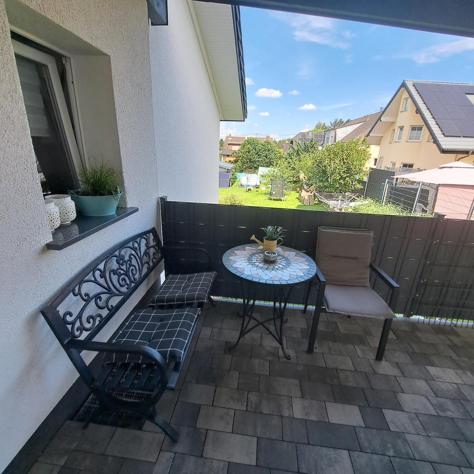 Wunderschoenes 2 Zimmer Apartment Inkl. Parkplatz Asbach  Dış mekan fotoğraf