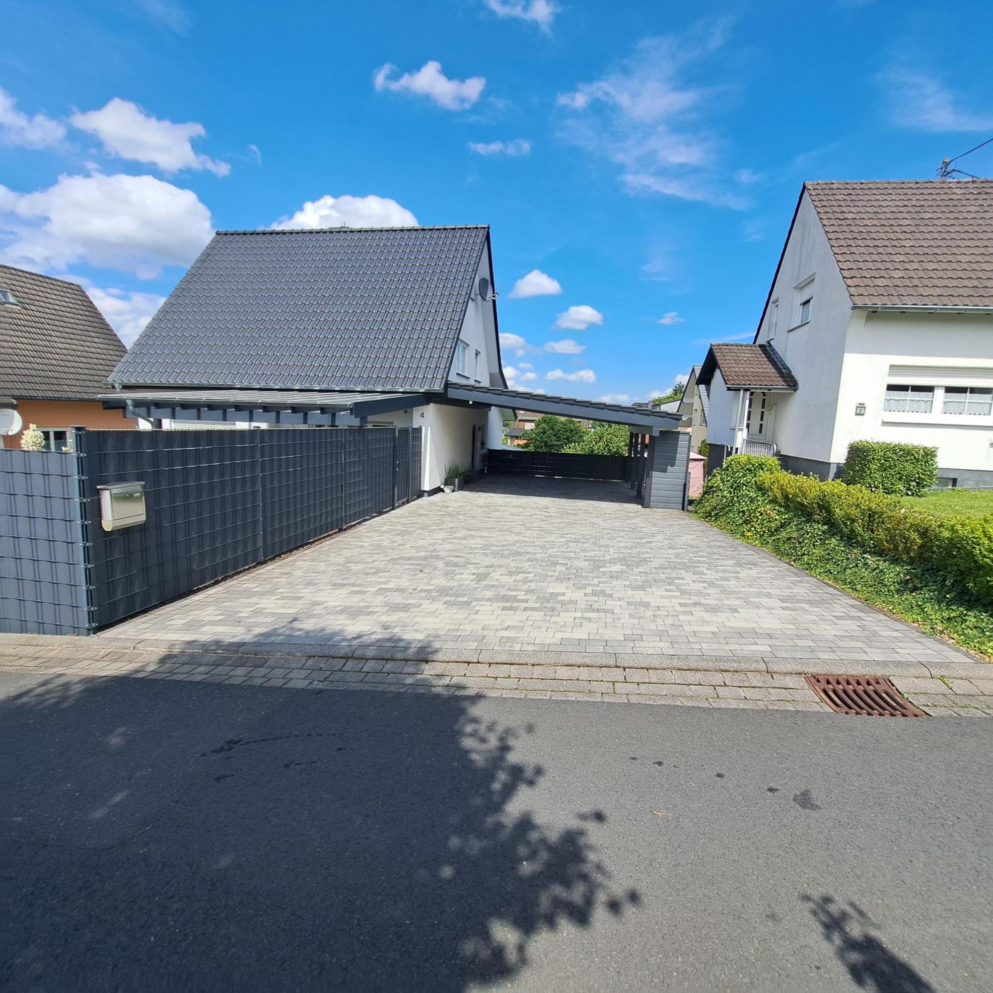 Wunderschoenes 2 Zimmer Apartment Inkl. Parkplatz Asbach  Dış mekan fotoğraf