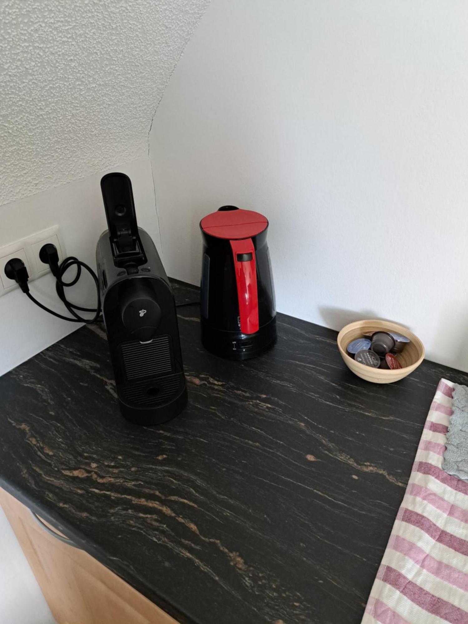 Wunderschoenes 2 Zimmer Apartment Inkl. Parkplatz Asbach  Dış mekan fotoğraf